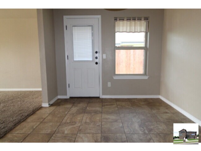 Building Photo - 4310 Hunters Pl Dr