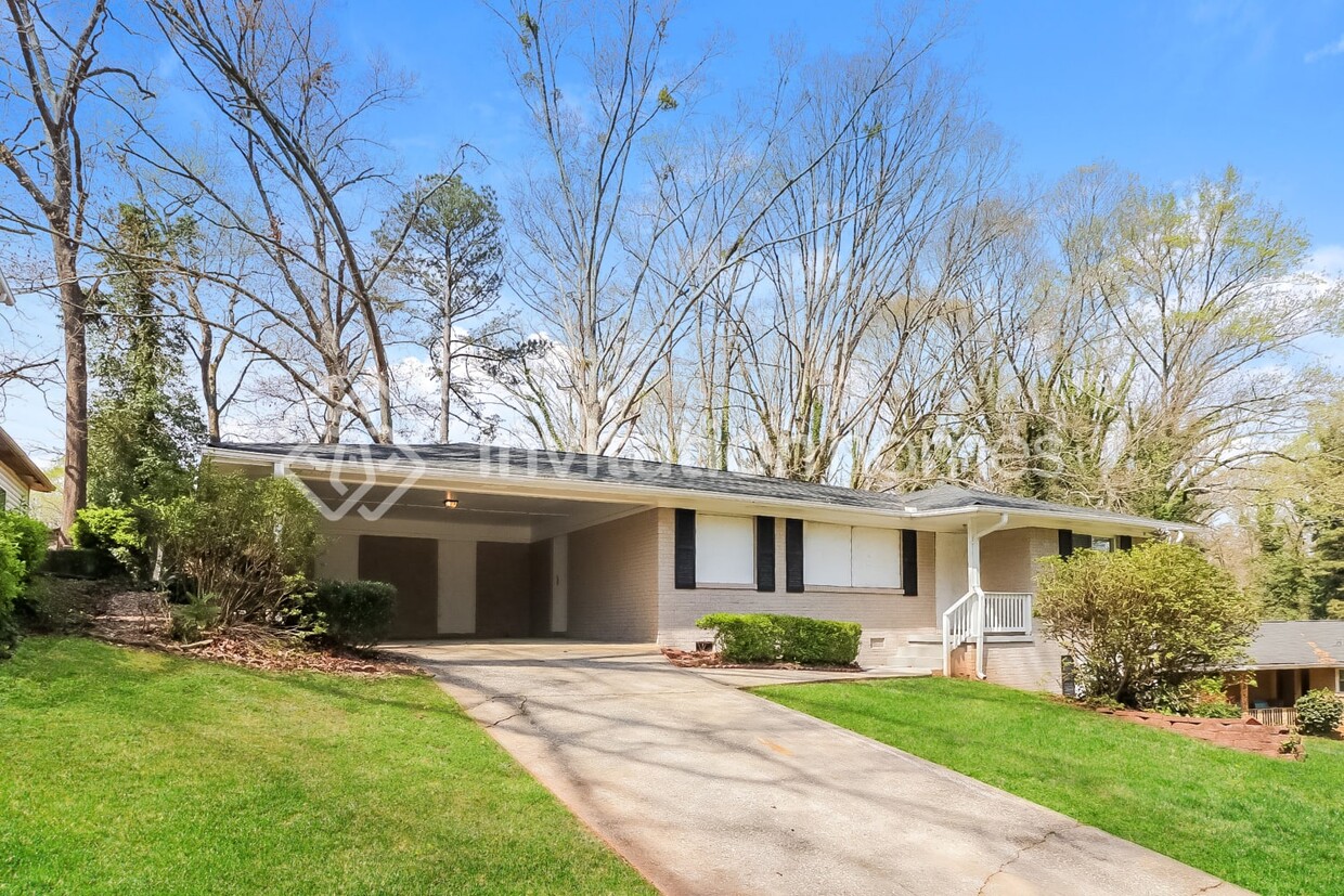 Primary Photo - 3140 Columbia Woods Dr