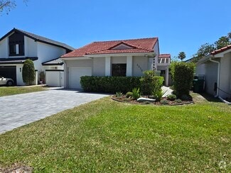 Building Photo - 6330 NW 173rd Ln