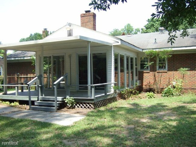 Building Photo - 4221 Nina Dr