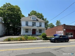 Building Photo - 218 S Main St