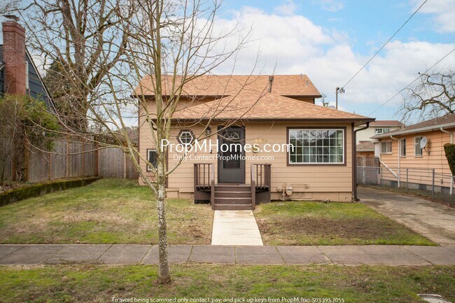 Foto del edificio - Charming 3 Bed + Office in NE! Deposit Spe...