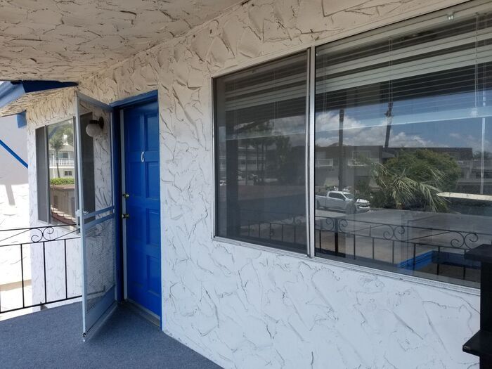 Primary Photo - 2555 Solano Rd