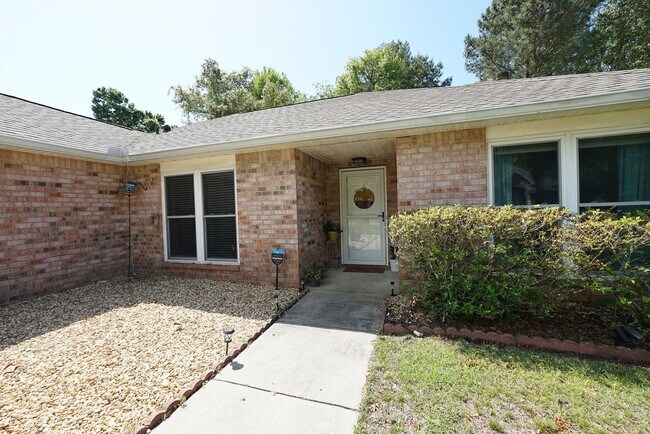 Building Photo - Lovely home for rent in the Sailboat Cove neighborhood of Bluewater Bay