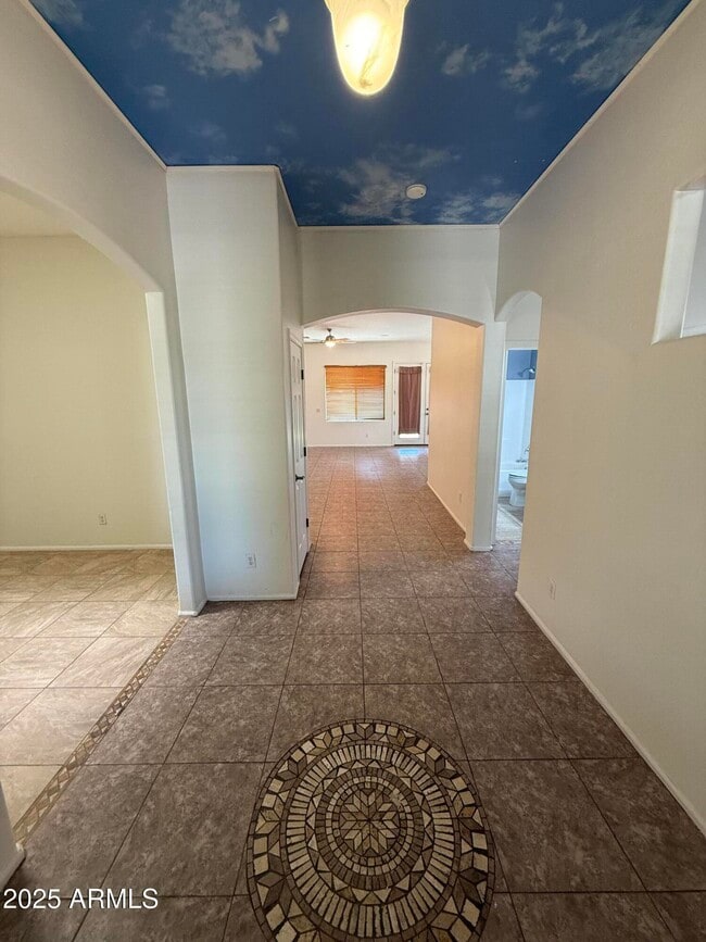 Building Photo - 12429 W Pima St