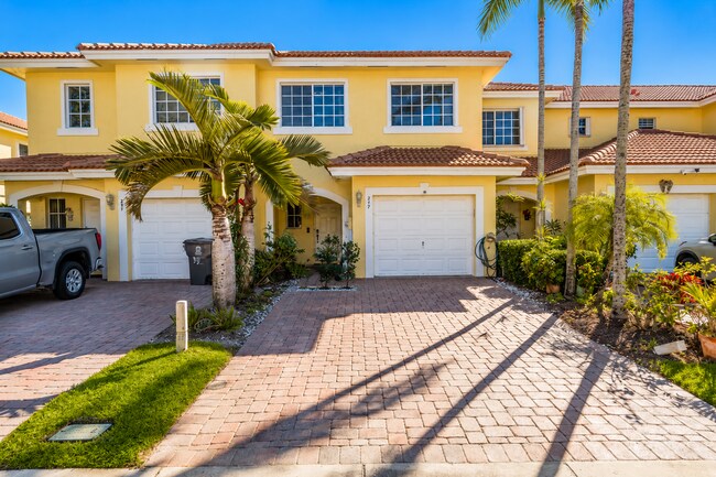Foto del edificio - 948 Imperial Lake Rd