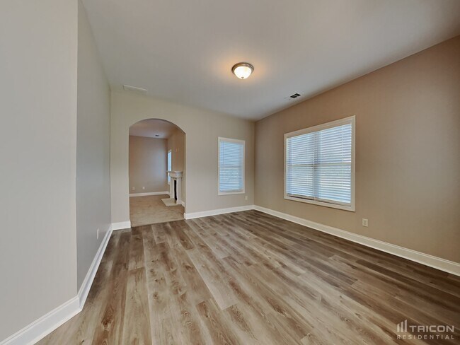 Foto del edificio - 2010 Tiffany Ct