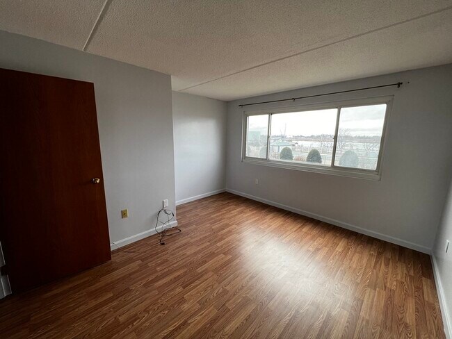 Foto del edificio - 200 Cove Way