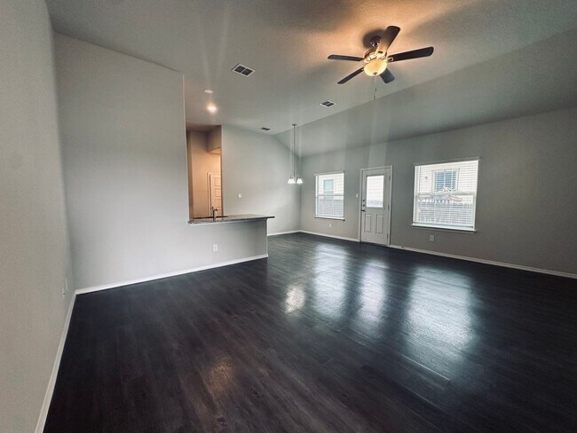 Foto del edificio - 9302 Canyon Bnd