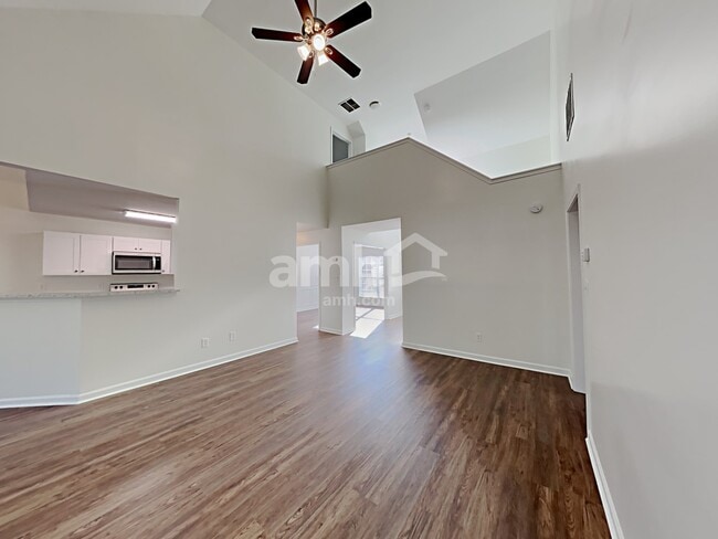 Foto del edificio - 2675 Sedgeview Way NE