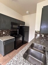 Building Photo - 6839 Larkstone St