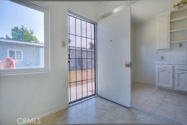 Building Photo - 1003 Simmons Ave