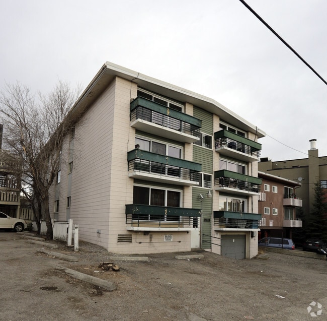 Building Photo - Mount Royal on 14th Apartments