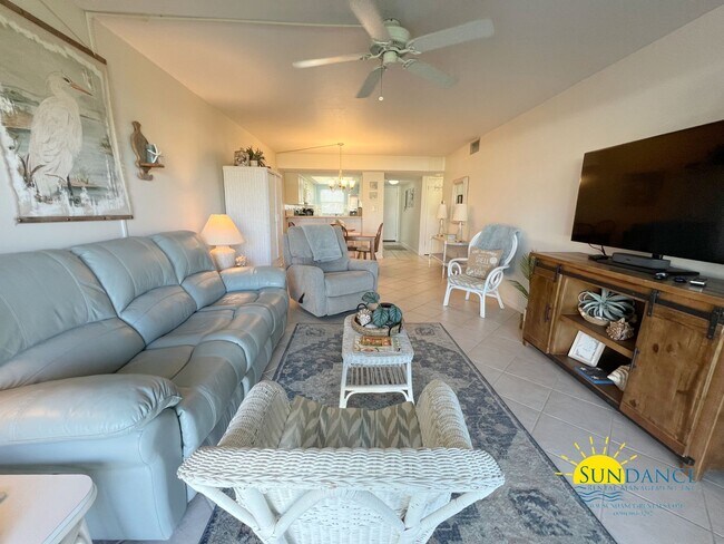 Foto del edificio - El Matador Furnished Condo with many Ameni...