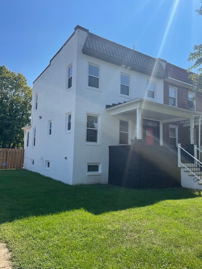 Building Photo - 4219 Granada Ave