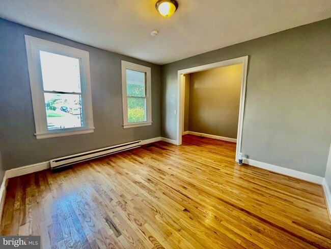 Building Photo - 3540 Warder St NW