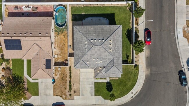 Foto del edificio - 44824 Dusty Rd
