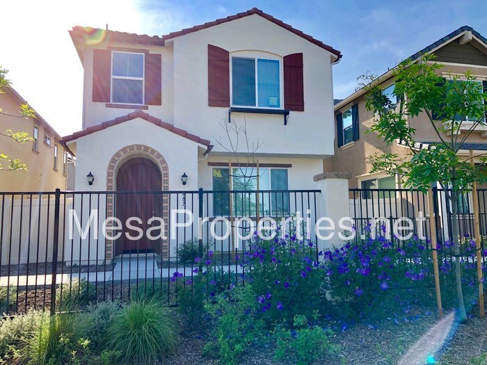 Foto principal - 687 S Fillmore Ave