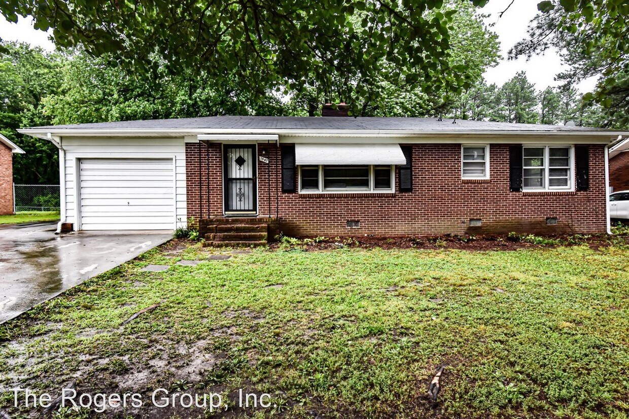 1543 Graham Ave, Henderson, NC 27536 House Rental in Henderson, NC