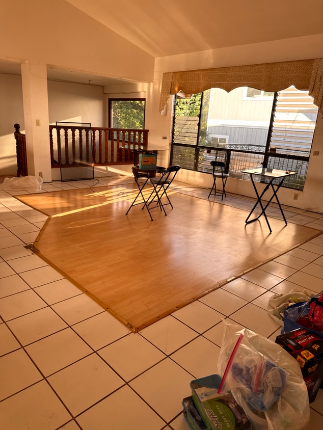 Shared living room - 94-542 Awamoi St