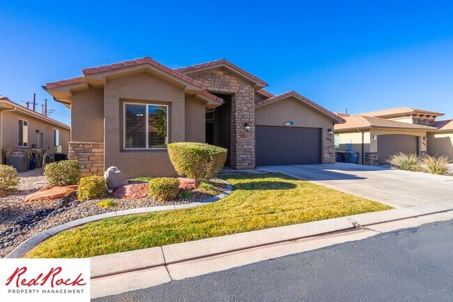 Foto del edificio - Pet-Friendly 3 Bedroom Home In A Great Neighborhood