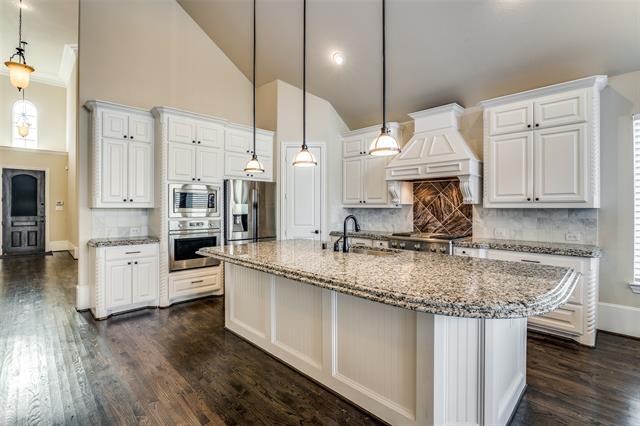 Building Photo - 4645 Stone Oak Dr