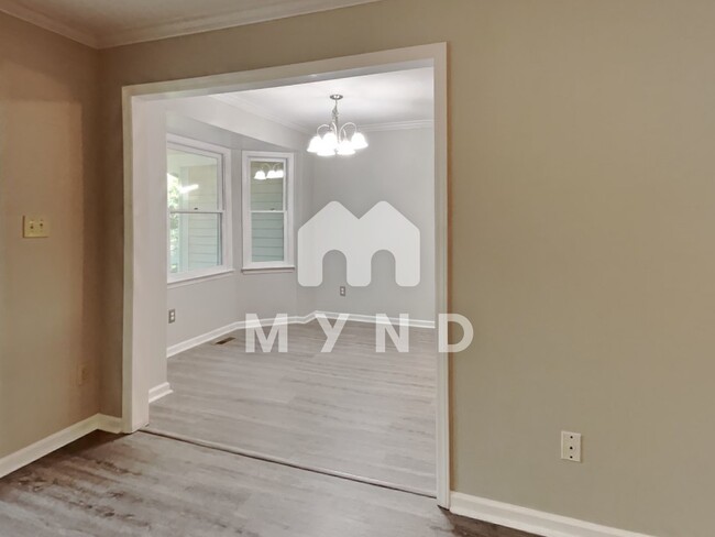Foto del edificio - 2745 Sterling Park Dr