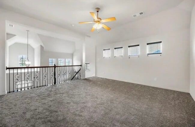 Building Photo - 1018 Ivy Charm Way