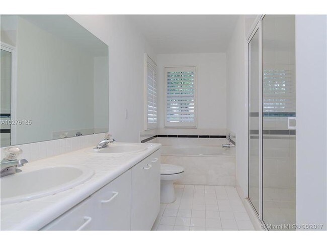 Building Photo - 925 Scarlet Oak Way