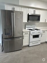 Building Photo - 598 Belmont Ave
