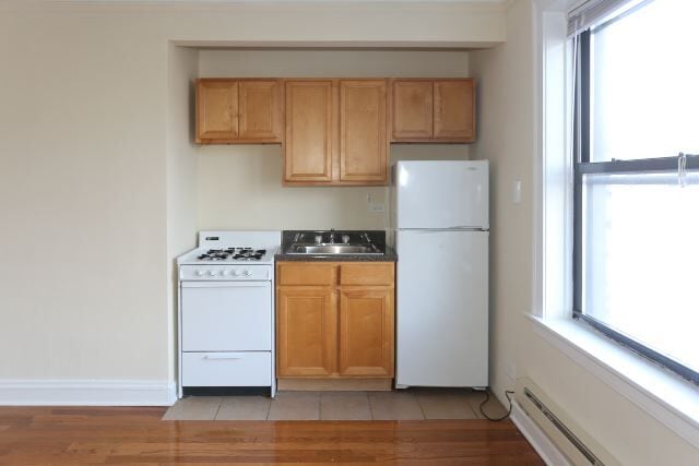 Building Photo - 4551 N Damen Ave