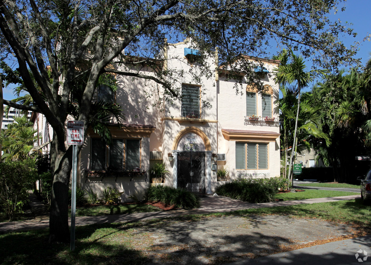 Building Photo - Sevilla Isles Apartments