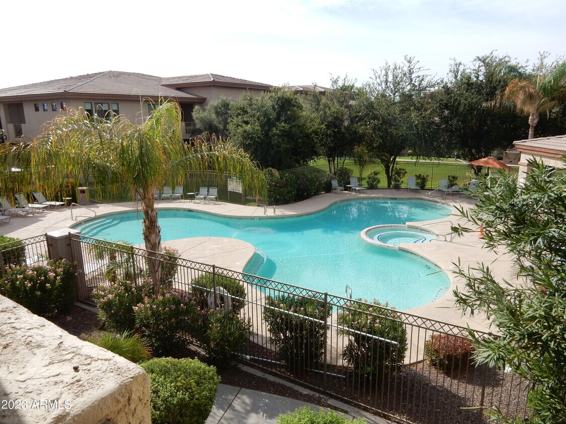 3330 Gilbert Rd Unit 2037, Chandler, AZ 85286 Room for Rent in