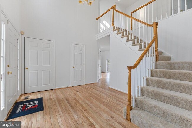 Foto del edificio - 918 White Pine Pl