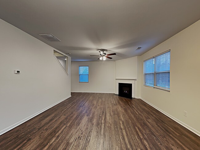 Building Photo - 104 Arbor View Trace