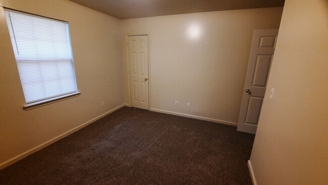 Building Photo - Pine Woods Apartments - West Blocton, AL