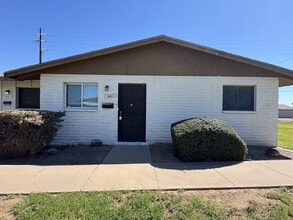 Building Photo - 4806 N 71st Ln