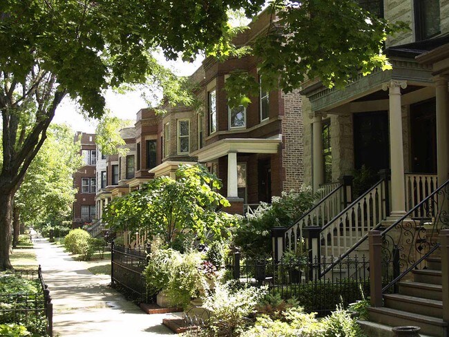 newport_1300_block_2 - 1337 W Newport Ave