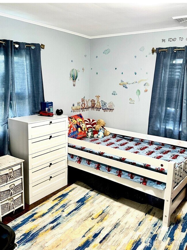 Foto del edificio - 985 Arnet Ave