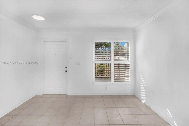 Building Photo - 2279 NW 170th Ave