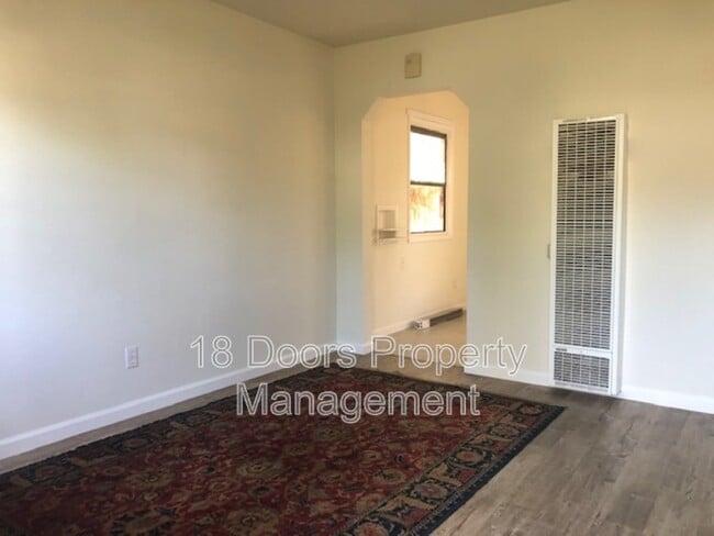 Foto del edificio - 4556 55th St