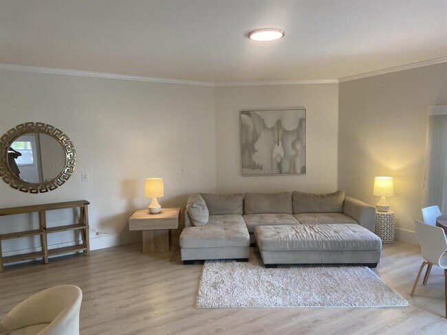 Foto del edificio - 70 Isle of Venice Dr