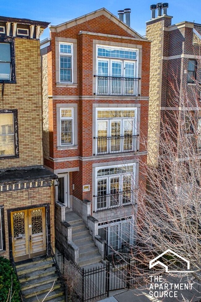 Foto del edificio - 1103 W Cornelia Ave