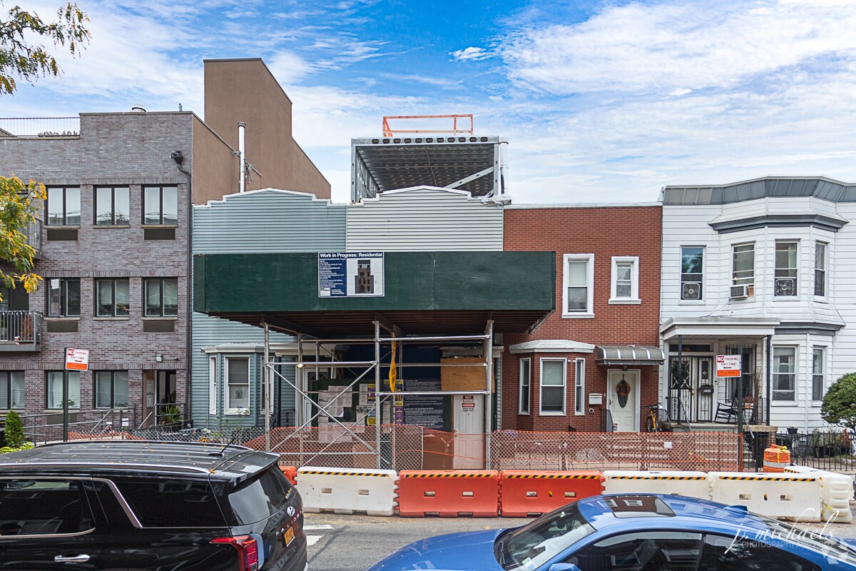 SV 10/13/21 - 27 27th St