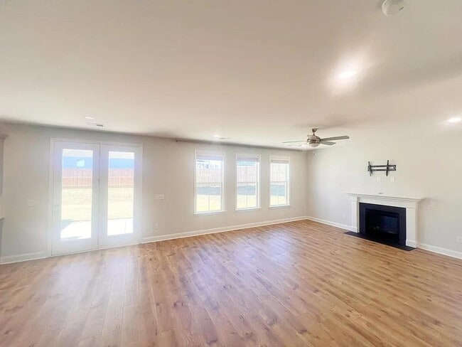 Foto del edificio - 1105 Cortland Vly