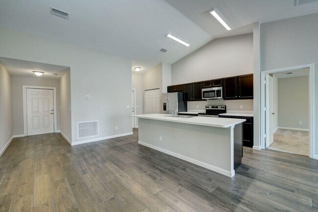Building Photo - 4282 SW Xenon St