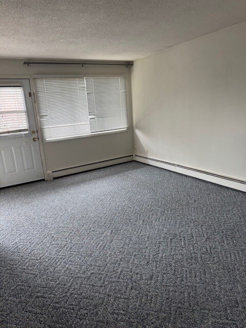 Photo du bâtiment - 10204-10106 106 Ave.