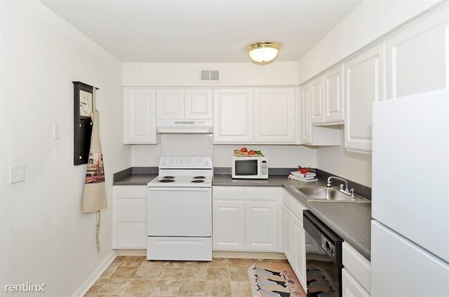 Foto del edificio - 4525 N Arlington Ave