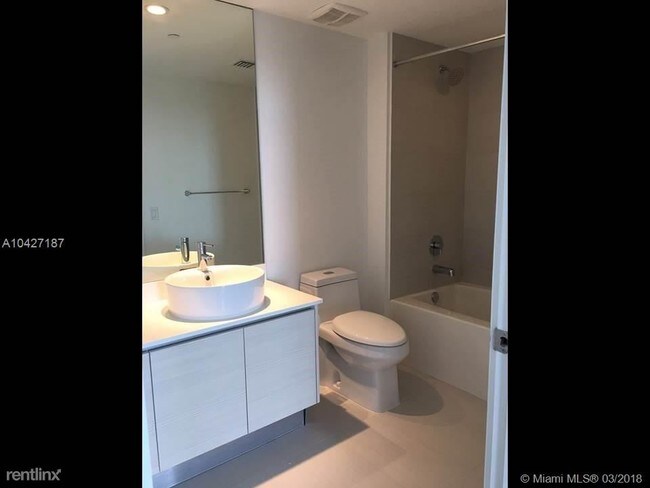 Building Photo - 2 br, 2 bath  - 4250 Biscayne Blvd Ste 77