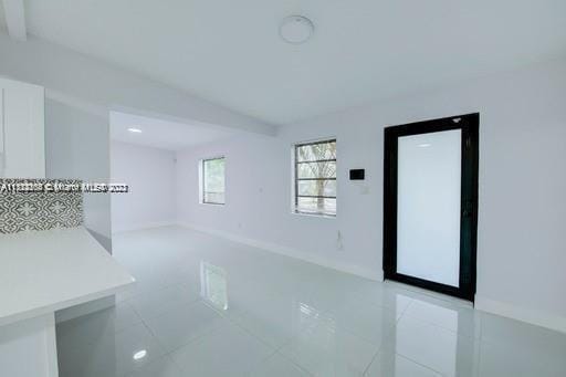 Building Photo - 4940 SW 98th Pl